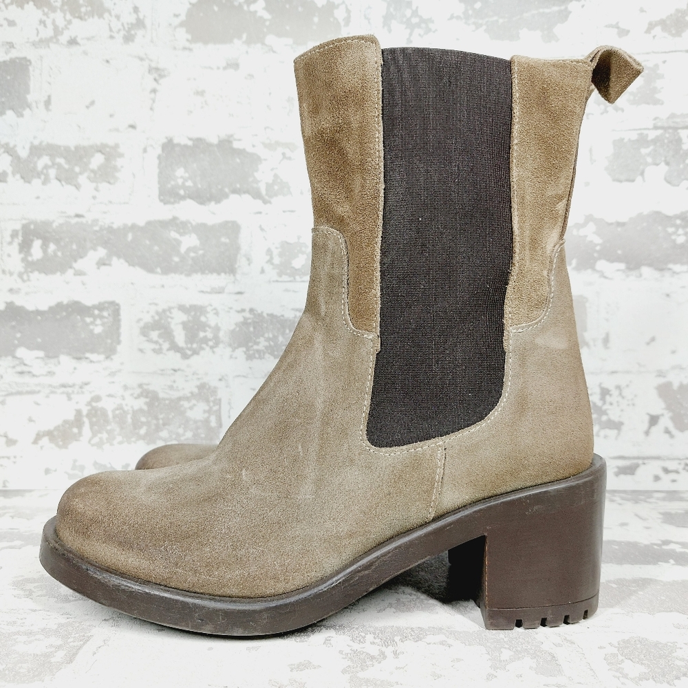 Emanuele Crasto Womens Brown Suede Round Toe Pull On Chelsea Boots E519